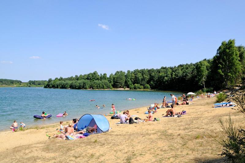 Camping De Binnenvaart Superior Chalet Aan de Wolfsberg Exterior foto